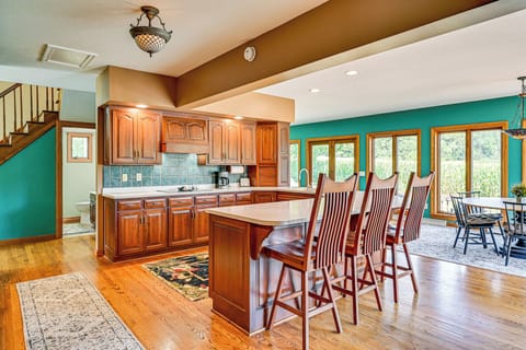 Kitchen | Wall Oven | Refrigerator | Dishwasher | 2nd Floor