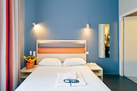Double bed