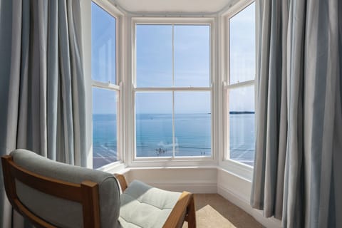 Sea Front Apartment