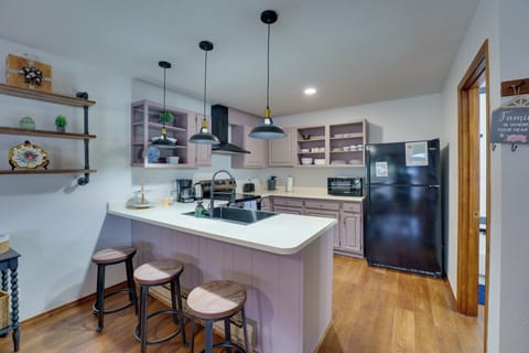 Kitchen | 1st-Floor Studio