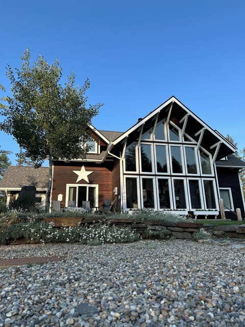 Yep, it’s the house with the star on it. Feel free to ask us why.