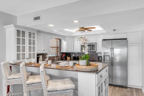 Breakfast Bar with Additional Seating