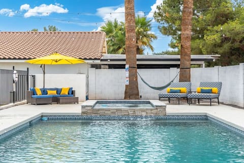 It`s time for the pool day you have been waiting for!