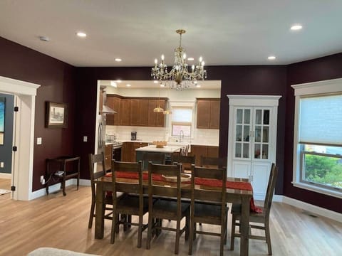 Dining room, kitchen