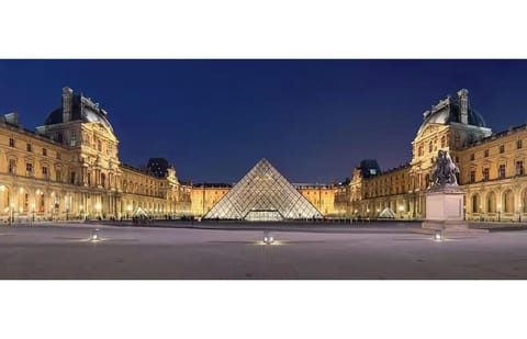 230 meters from the Louvre Museum

