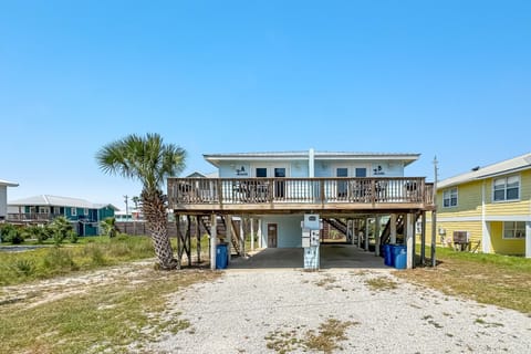 Welcome to The Sand & Surf Beach House!