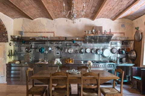 Cook like a local in our fully equipped Tuscan kitchen.