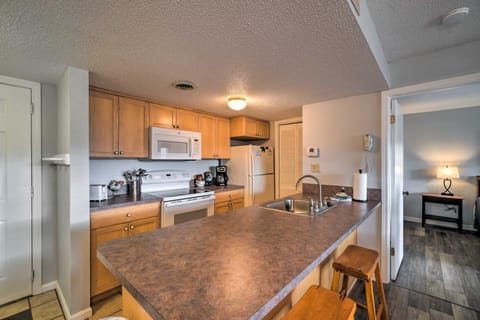 Fully-equipped kitchen