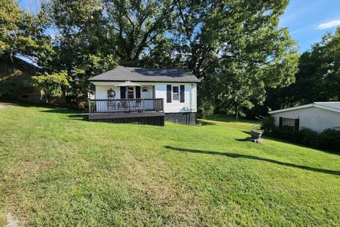 The Cottage view from parking area