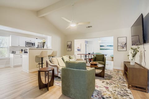 Good vibes, great sofa