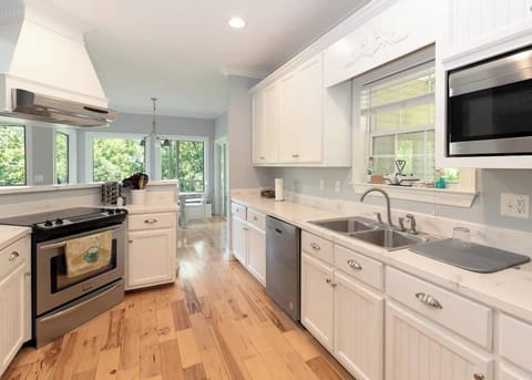 Enjoy home-cooked meals with cookware, dishes, and silverware provided.