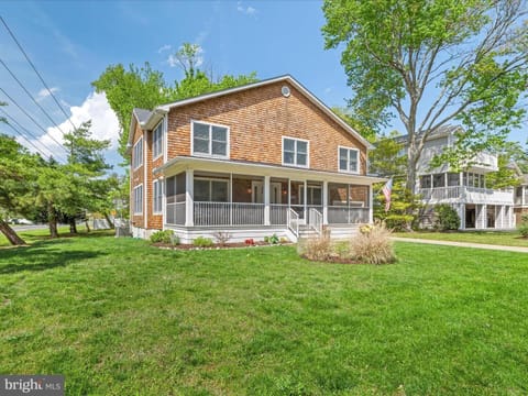 Front view from Oakwood