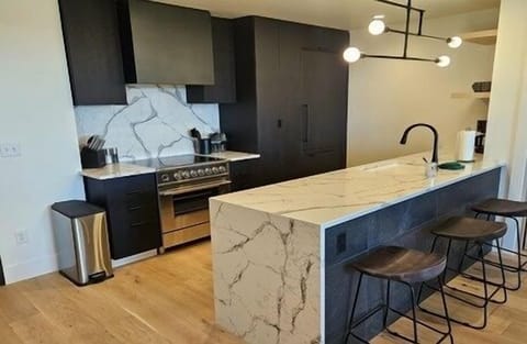 Indoors, Kitchen, Kitchen Island, Sink, Sink Faucet