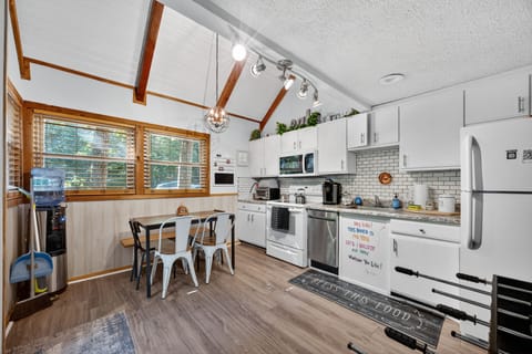 Indoors, Floor, Flooring, Hardwood, Kitchen