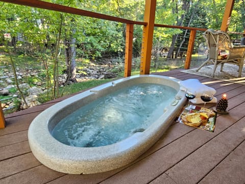 2-Person Jacuzzi overlooking the Creek