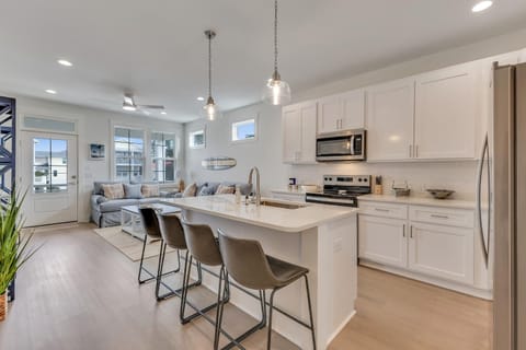 Irish Goodbye-Kitchen