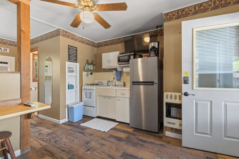 SunsetOnTheShoals-75