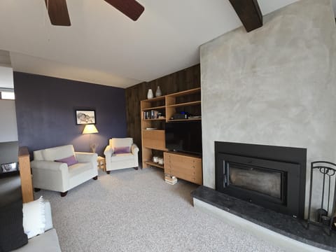 Stowe Ski Condo! 3BR Near Mountain w/Heated Pool! (6723)