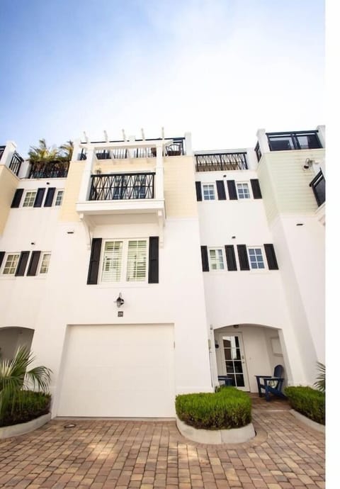 Private 2-car garage