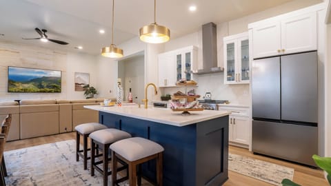 Prepare game-day spreads using premium ZLINE and Samsung appliances just minutes from Texas Live!