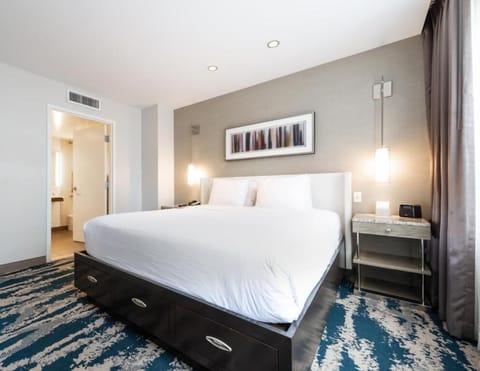 Beautiful Unit with Queen size bed