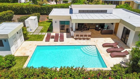 Private pool
