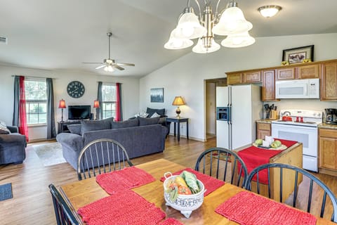 Dining Area | Dishware & Flatware