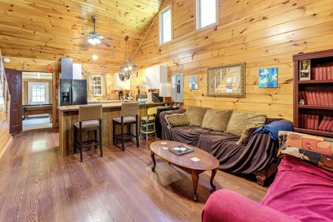 Living Room | Free WiFi