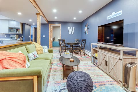 Upson Vacation Rental | 2BR | 1BA | Interior Steps Required | 800 Sq Ft