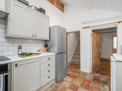 Kitchen | Cosy Cottage, Litcham