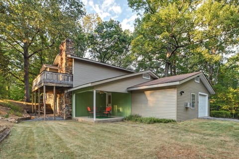 Gilbertsville Vacation Rental | 4BR | 3BA | Stairs Required | 2,235 Sq Ft