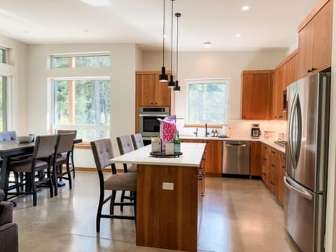 Fully stocked kitchen