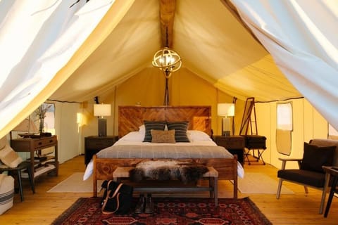 1 King bed