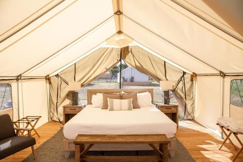 King bed