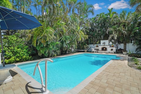 Gorgeous Pool Home