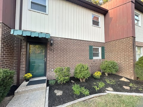 Welcome to Emerald Escape!