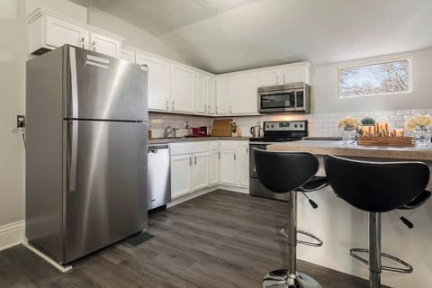 Fully stocked, modern kitchen with brand new appliances
