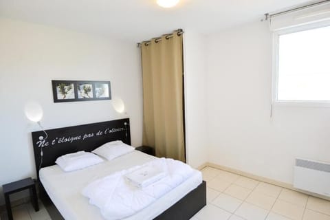 Bedroom with 1 Double bed