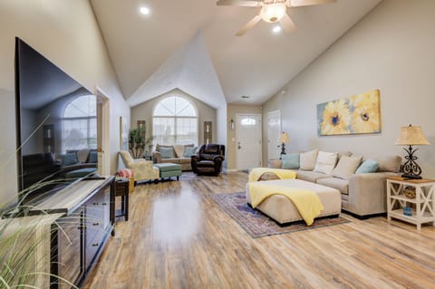 Spacious Family Room