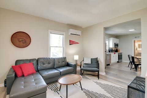 Bowling Green Vacation Rental | 1BR | 1BA | Stairs Required | 671 Sq Ft