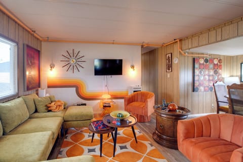 Ocean Shores Vacation Rental | 3BR | 1BA | 924 Sq Ft | 3 Steps to Enter