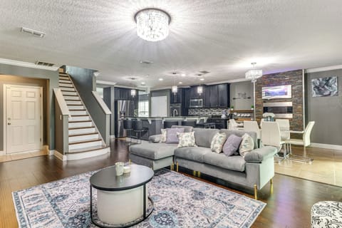 Davenport Vacation Rental | 5BR | 3BA | 3,363 Sq Ft | 2 Steps to Enter