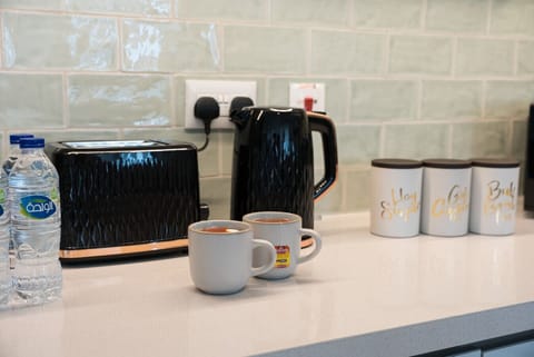 Yas Island Resort with Beach Access - Luxury One Bedroom Apartment in Mayan, Yas Island, Abu Dhabi