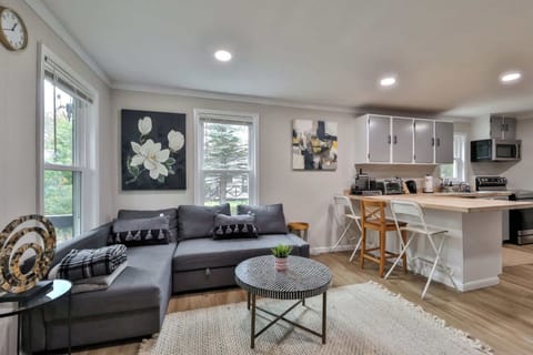 Main Level Entry Way