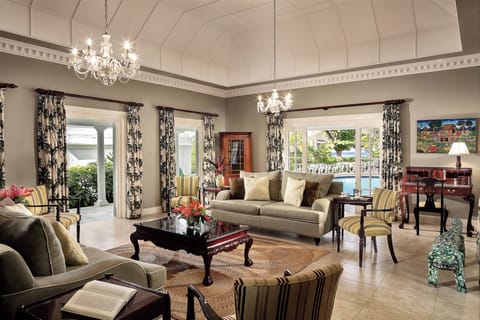 W_Prestige Ocean Suite Living Room