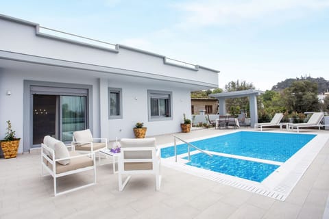 Holiday Home Swimming Pool