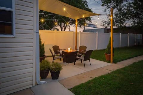 Backyard, Nature, Outdoors, Yard, Indoors