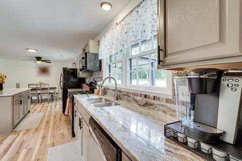 Kitchen | Main Floor | Dishwasher | Cooking Basics | Keurig Coffee Maker