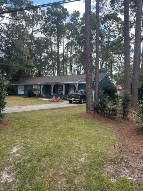 Dressing area attached to bath