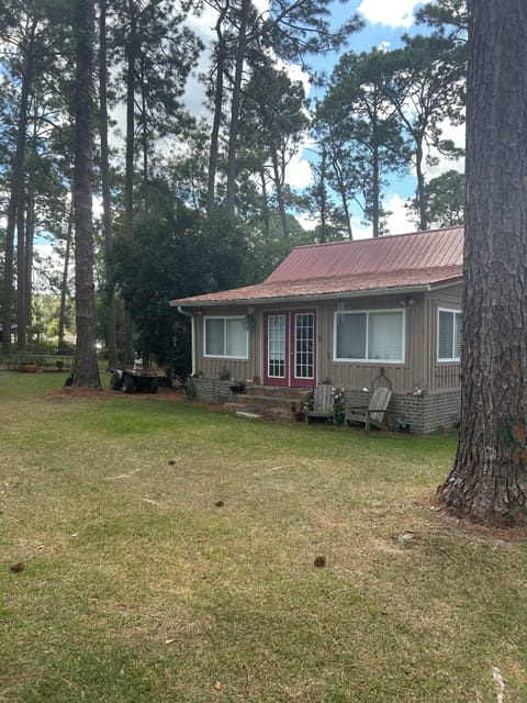 L-shaped sofa sleeps 2 adults comfortably